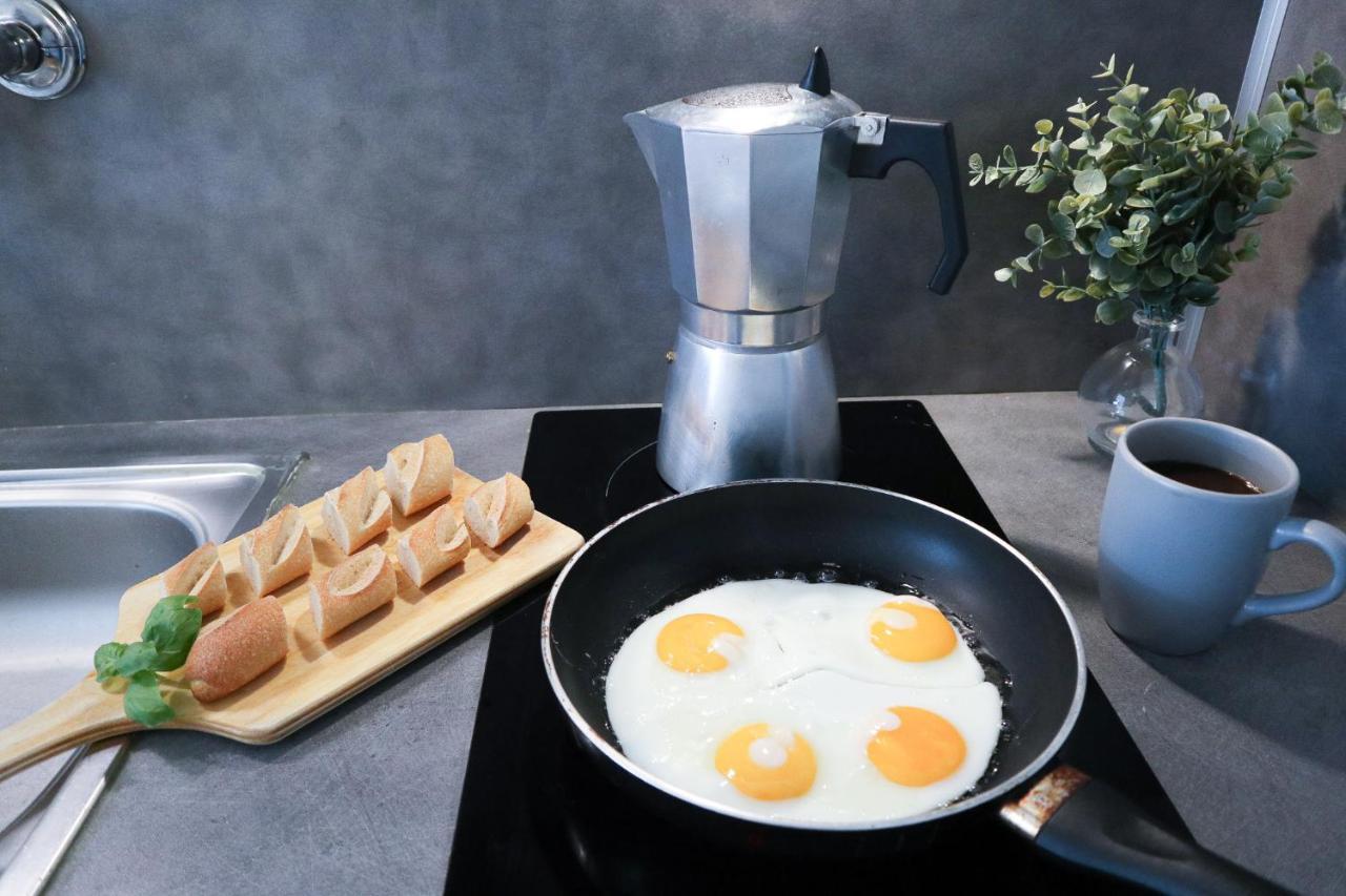 Studio Le Cafe Gourmand - Proche Gare - Coin Tranquille Mulhouse Exterior foto